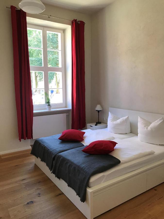 Hotel Brandenburger Dom Brandenburg  Esterno foto